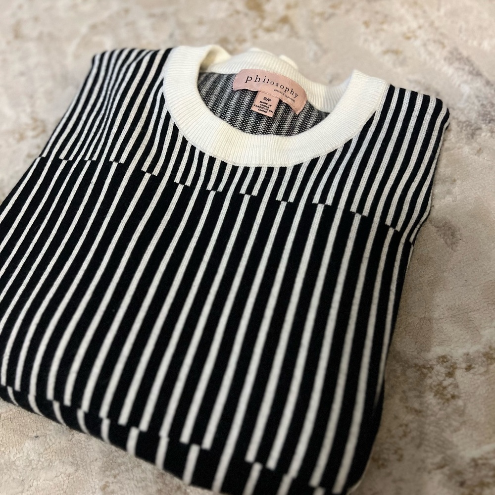 Philosophy Sweater - Black and White balloon sleeve sweater